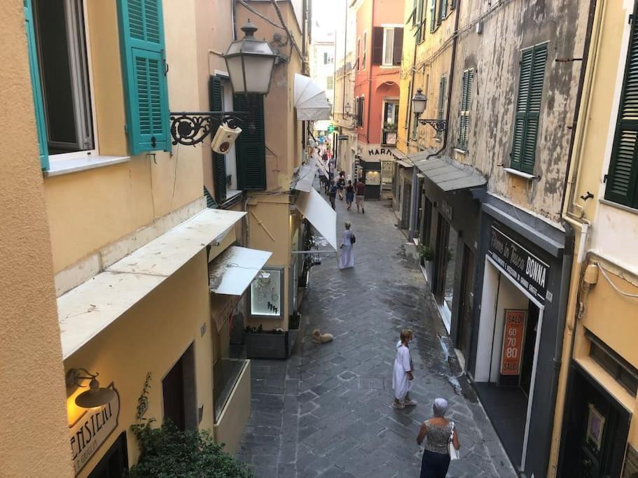 Budello Di Alassio, Ampio Appartamento Con Box Exterior photo