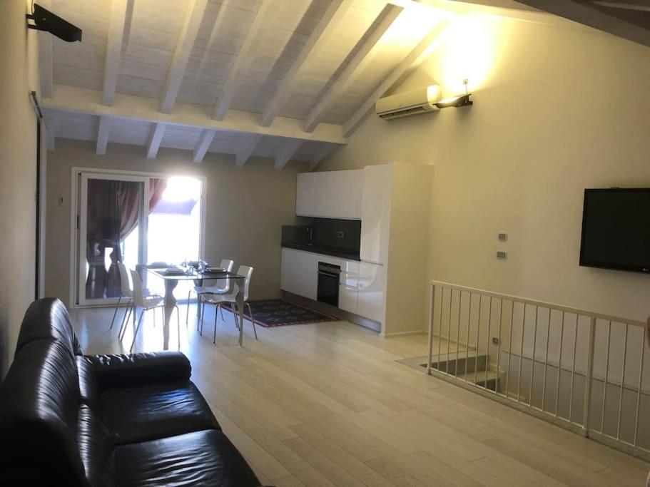 Budello Di Alassio, Ampio Appartamento Con Box Exterior photo